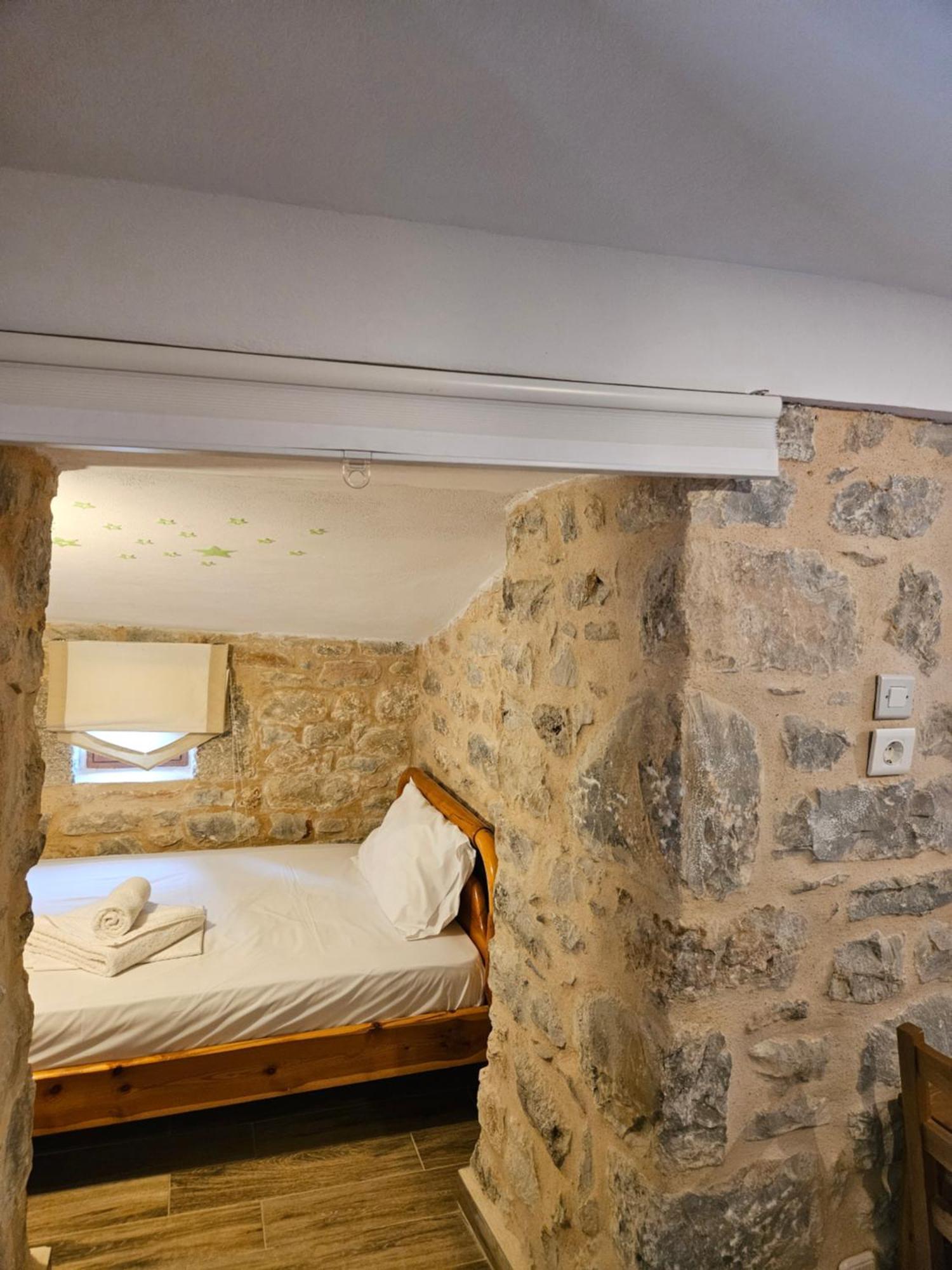 Kamares Stone House 2 Apartment Álika Exterior photo